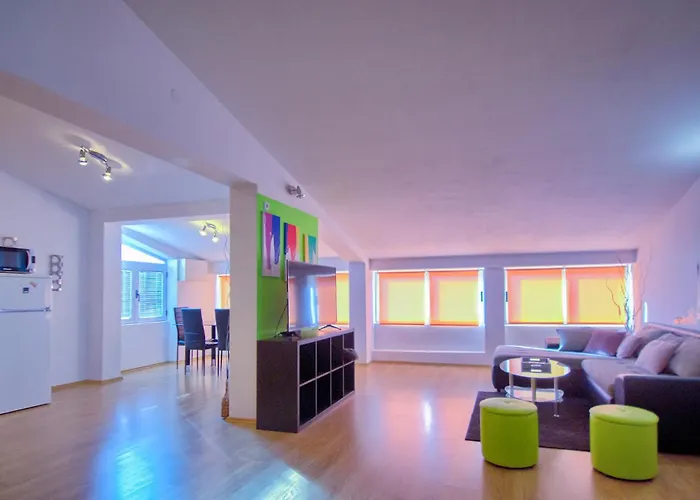 Large Specious Apartment